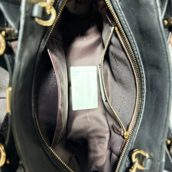 Coach Small Dreamer Bag in Black with Gold Hardware π€β¨ - Picture 9 of 11
